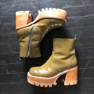 Jeffrey Campbell Quavo Boots Booties 9 Khaki Green Platform